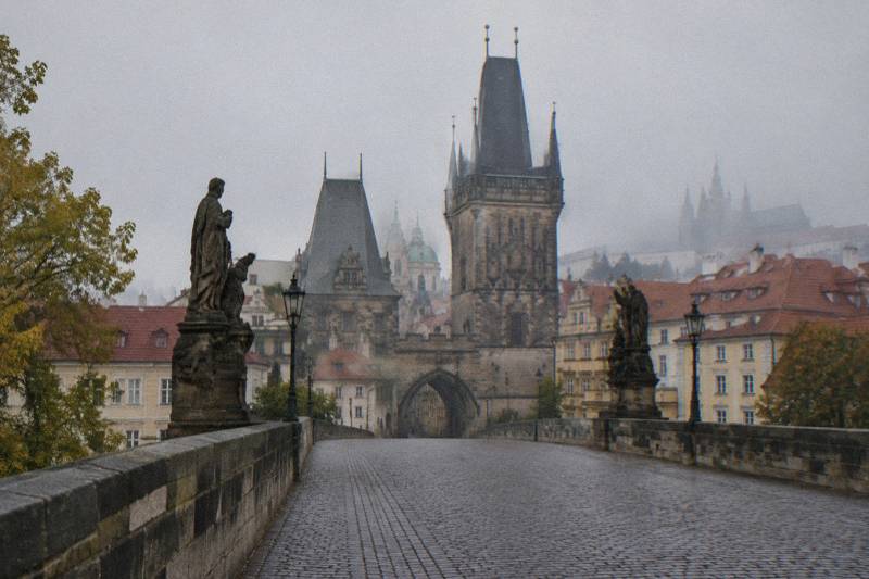 2 Hours 45, Castle and Cathedral